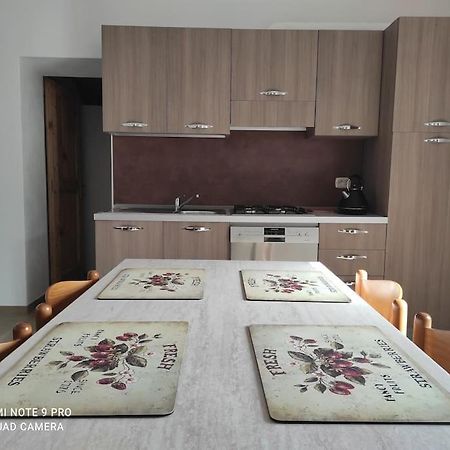 Chilometro 29 Terra Apartment Dervio Luaran gambar