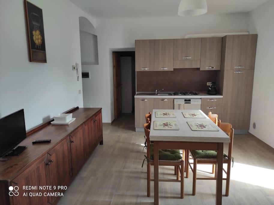 Chilometro 29 Terra Apartment Dervio Luaran gambar